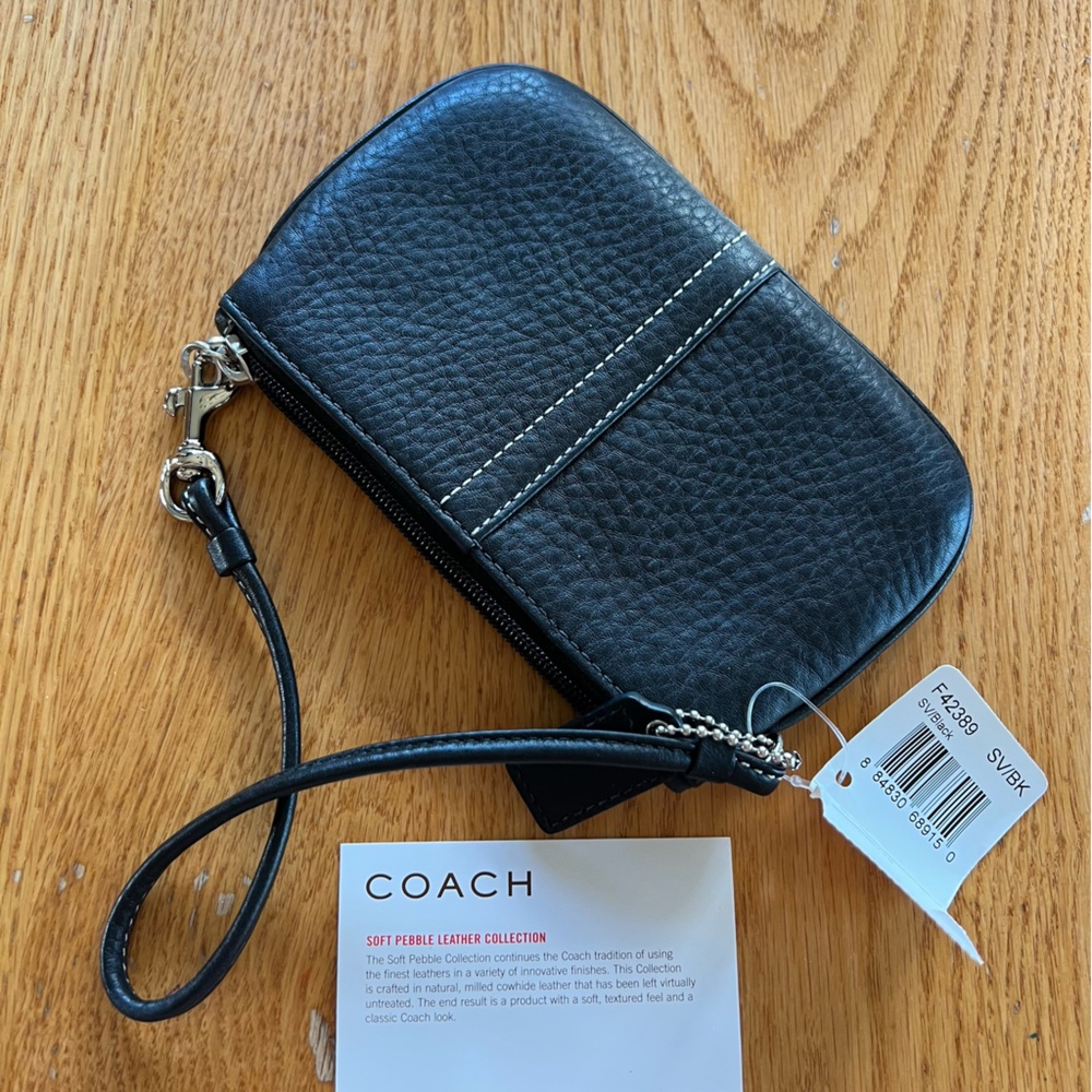 Coach Black Pebbled Leather Clutch Wristlet - Picture 8 of 9